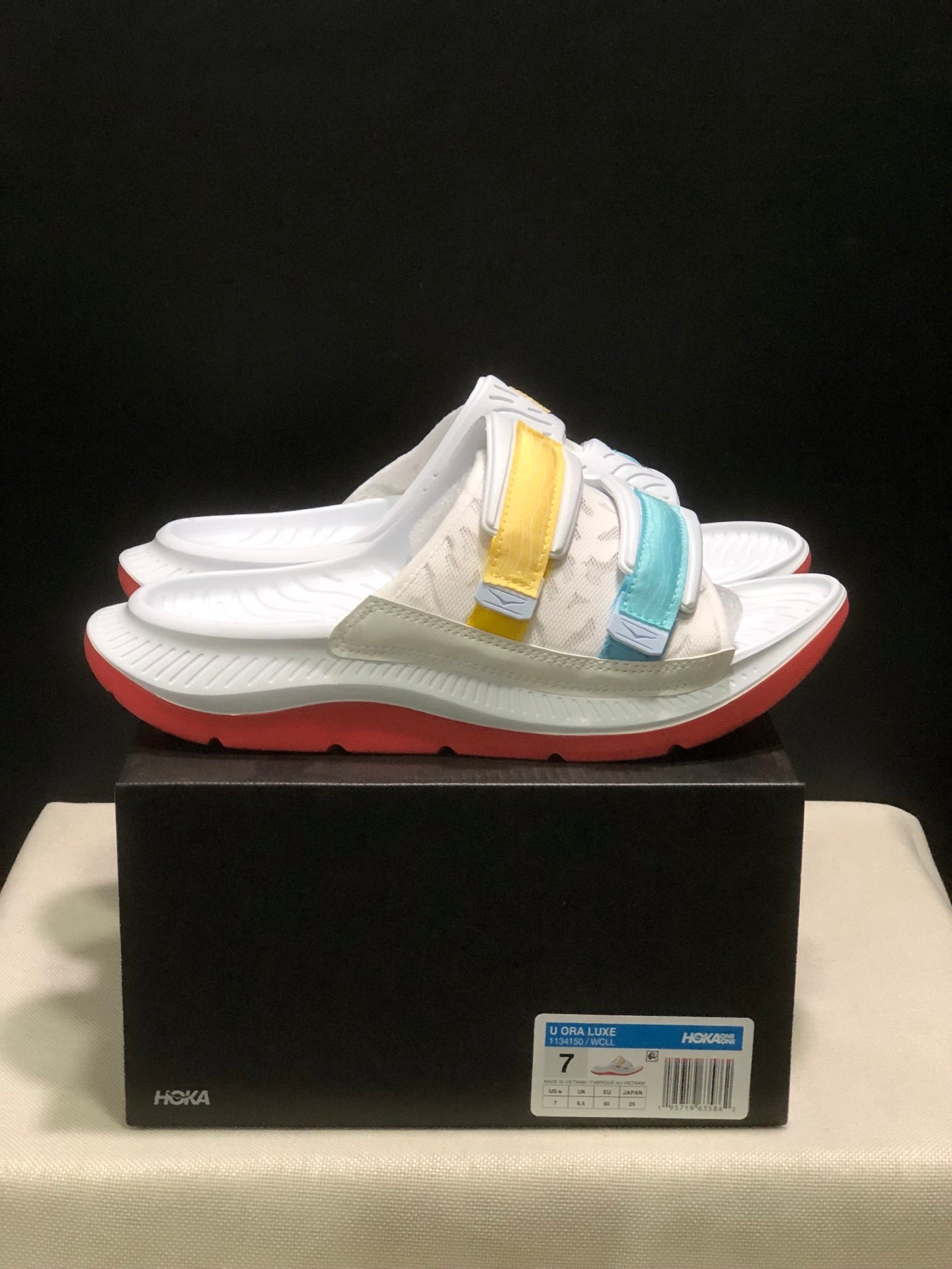 WTAPS x  HOKA ONE ONE ORA Luxe