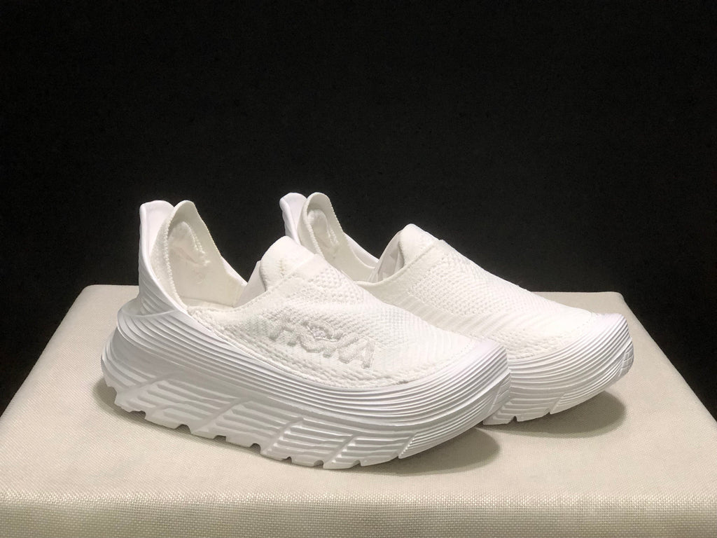 HOKA ONE ONE Restore TC