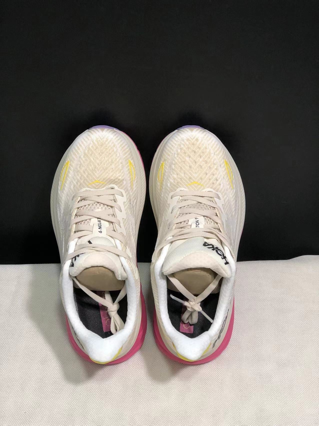 HOKA ONE ONE Clifton 9